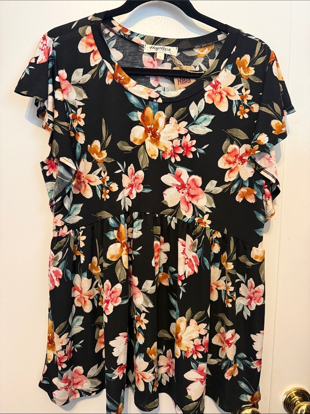 Hapylus Black Floral Flutter-Sleeve Tunic